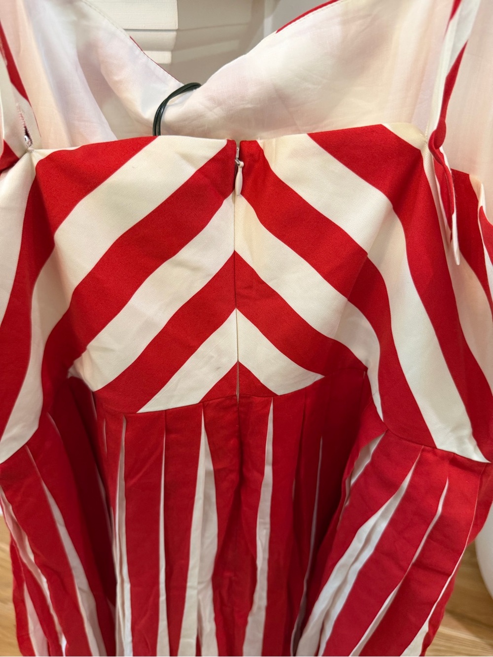 New - Tuckernuck Rouge Striped Laina Red & White Maxi Dress - Picture 4 of 4